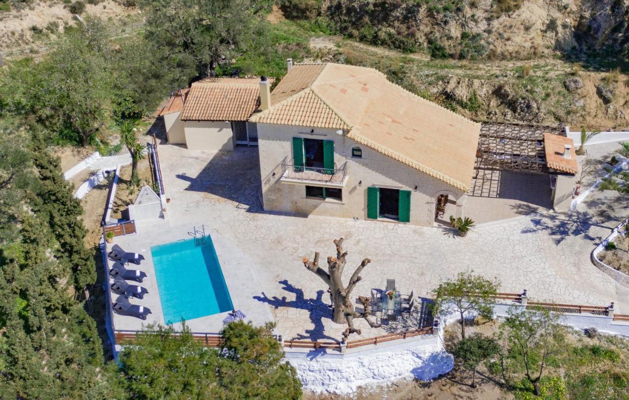Villa Kanalos - Private Pool & Stunning Views, By Zantewize Kalamákion Exterior foto