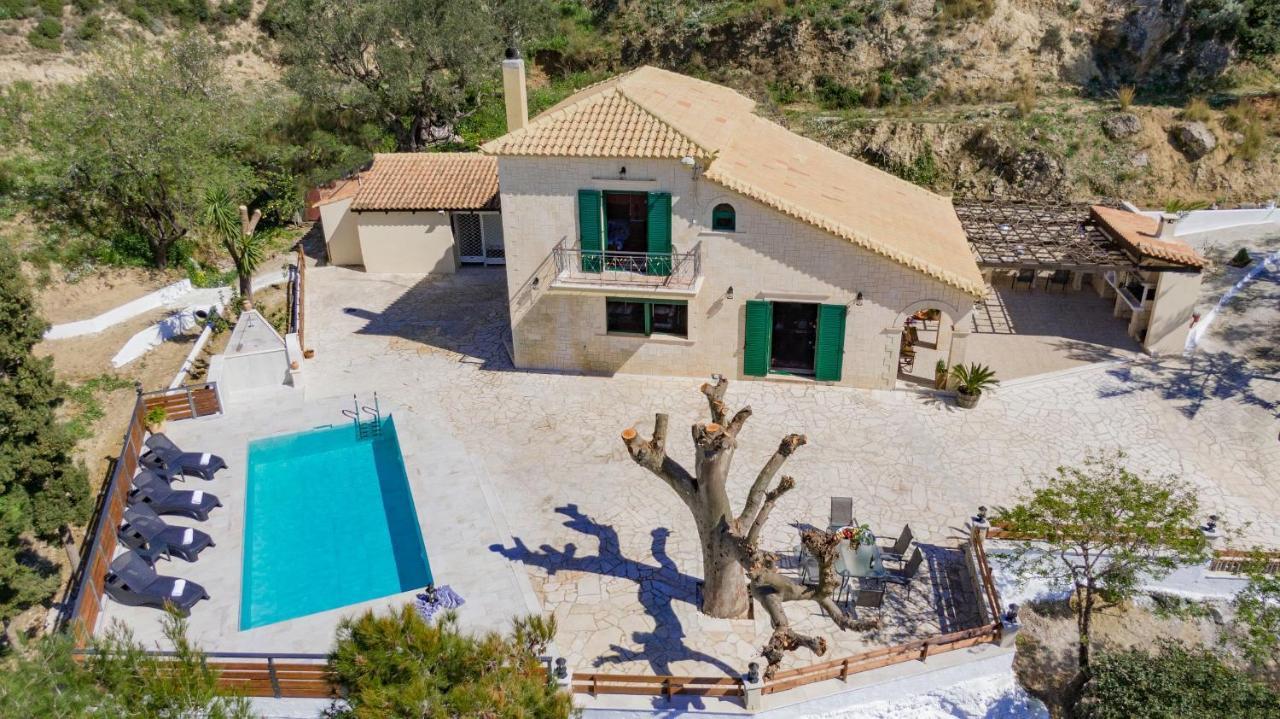 Villa Kanalos - Private Pool & Stunning Views, By Zantewize Kalamákion Exterior foto